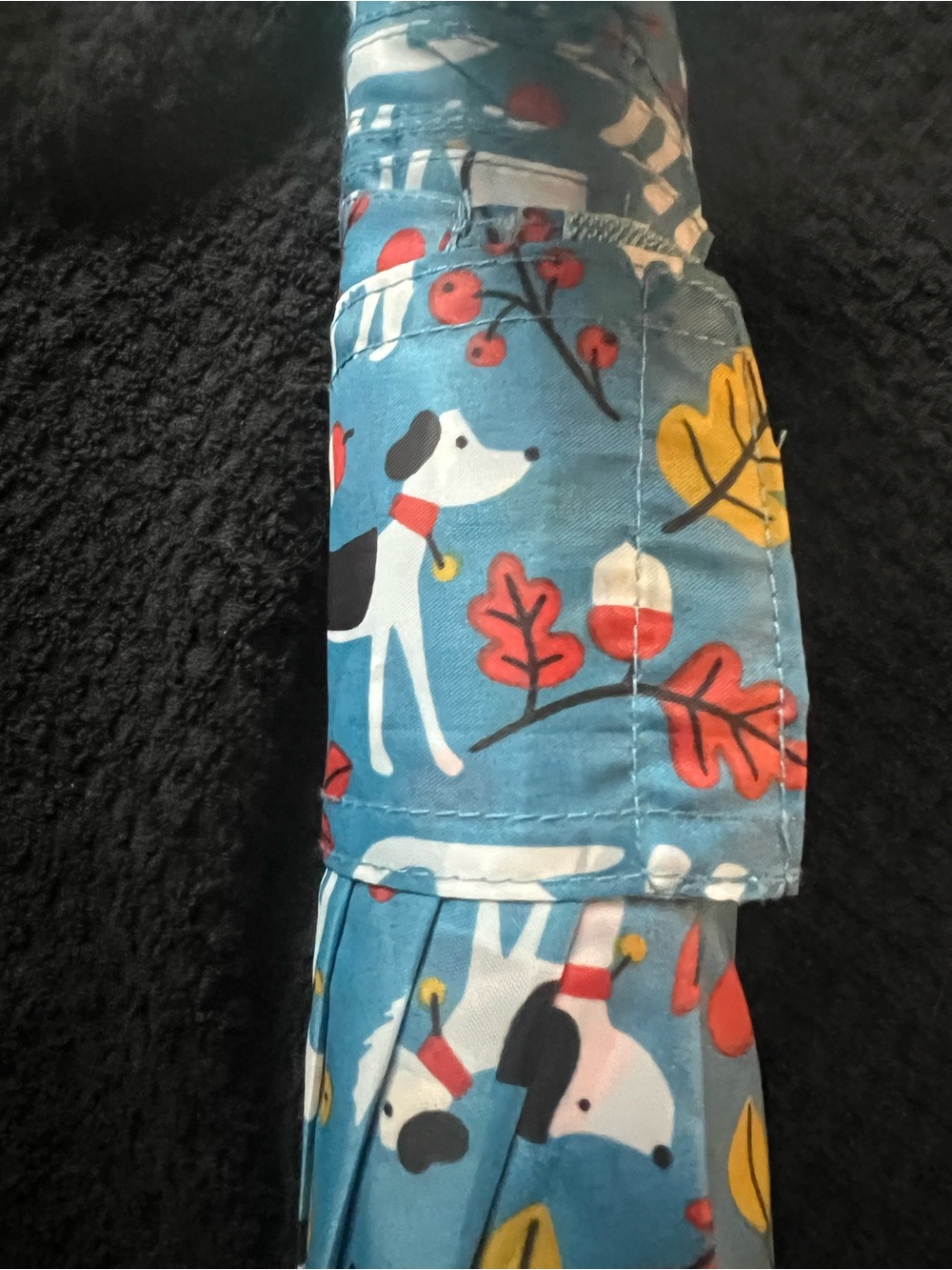 Totes Doggie Print Umbrella in Teal Blue with Animal Print